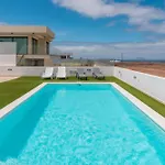 Seascape Heated Pool Air Con View Adult Only