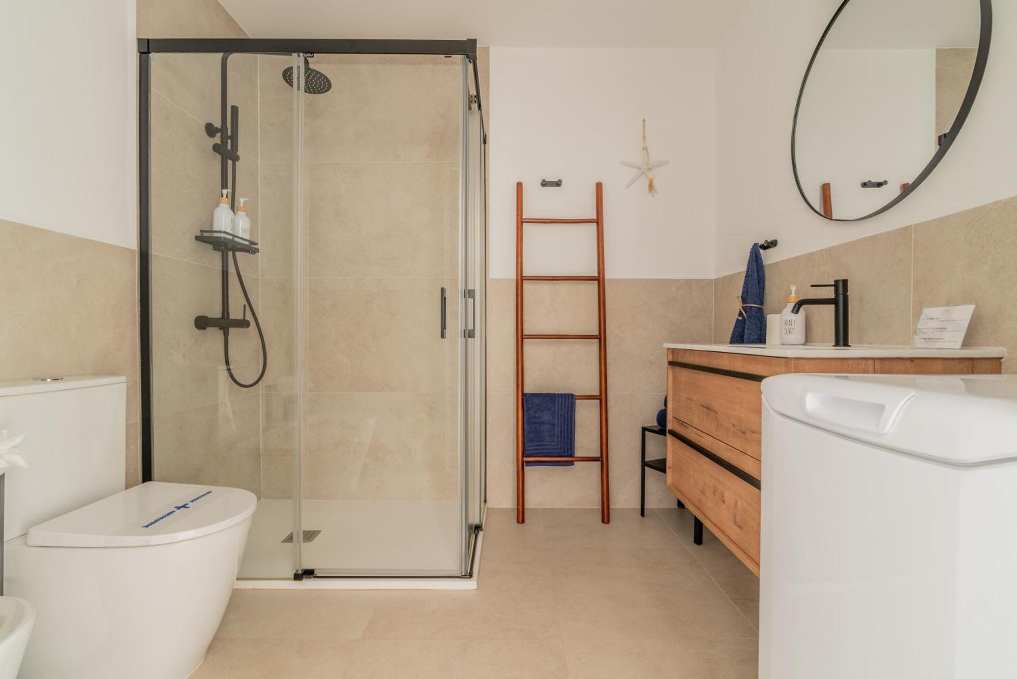 Seascape Heated Pool Air Con View Adult Only