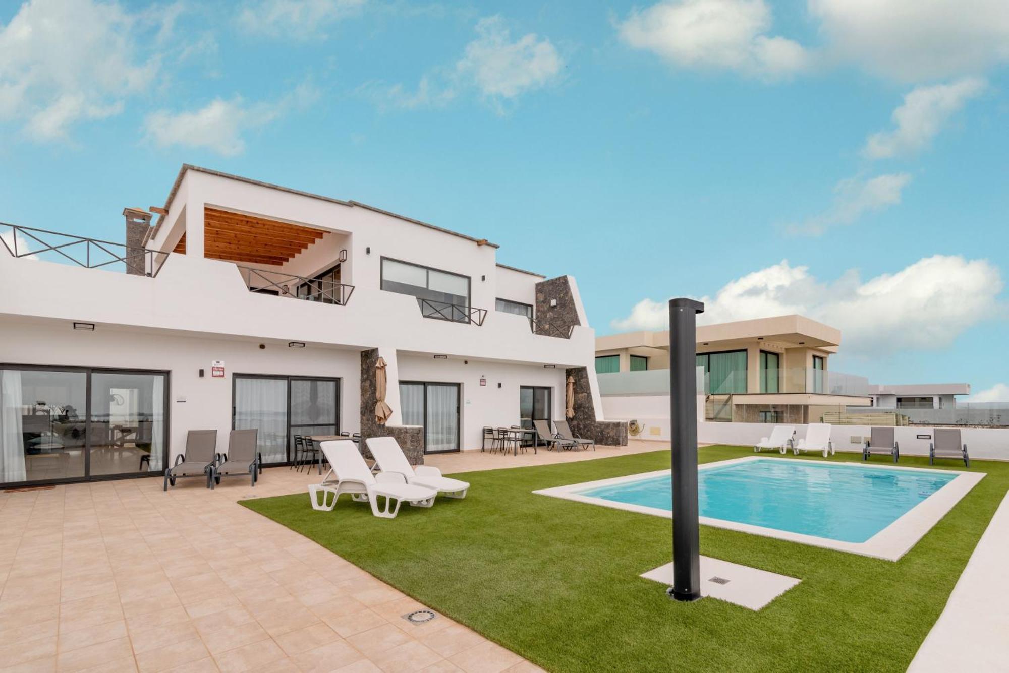 Seascape Heated Pool Air Con View Adult Only * Corralejo